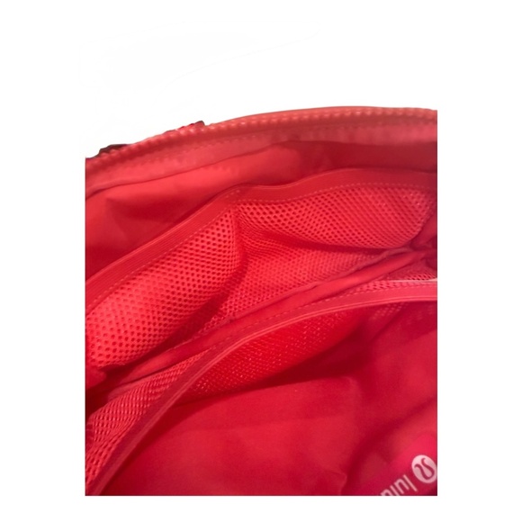 NWT - Lululemon 1L belt bag - Lipgloss - Picture 9 of 12